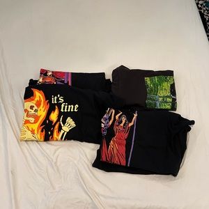 4 Graphic T-Shirts XL